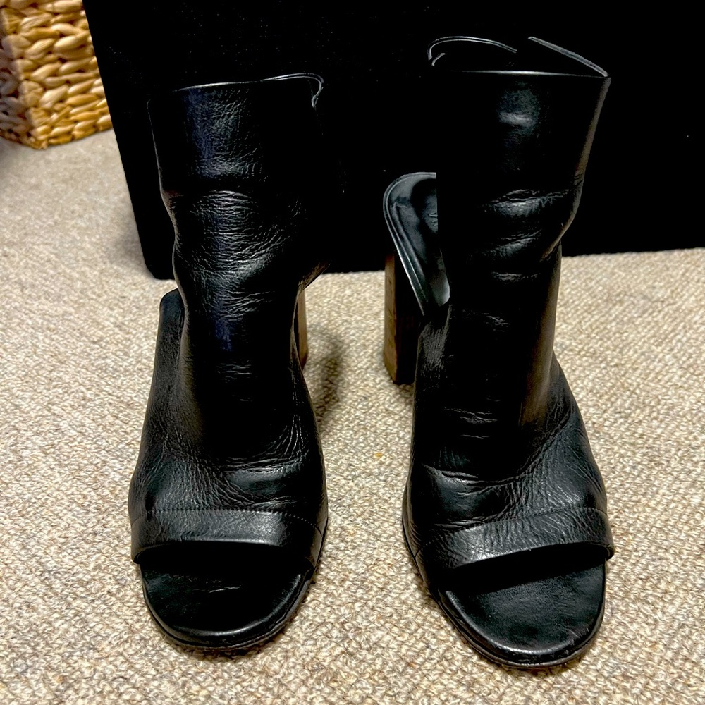Vince Faye open toe bootie